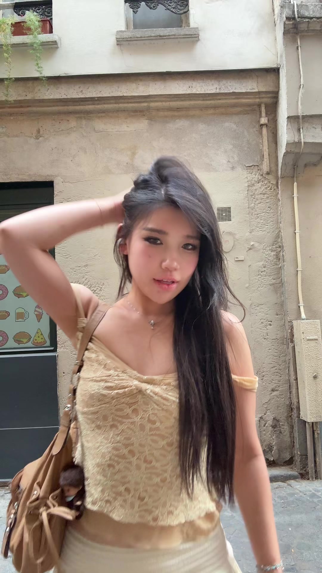@hannahkae