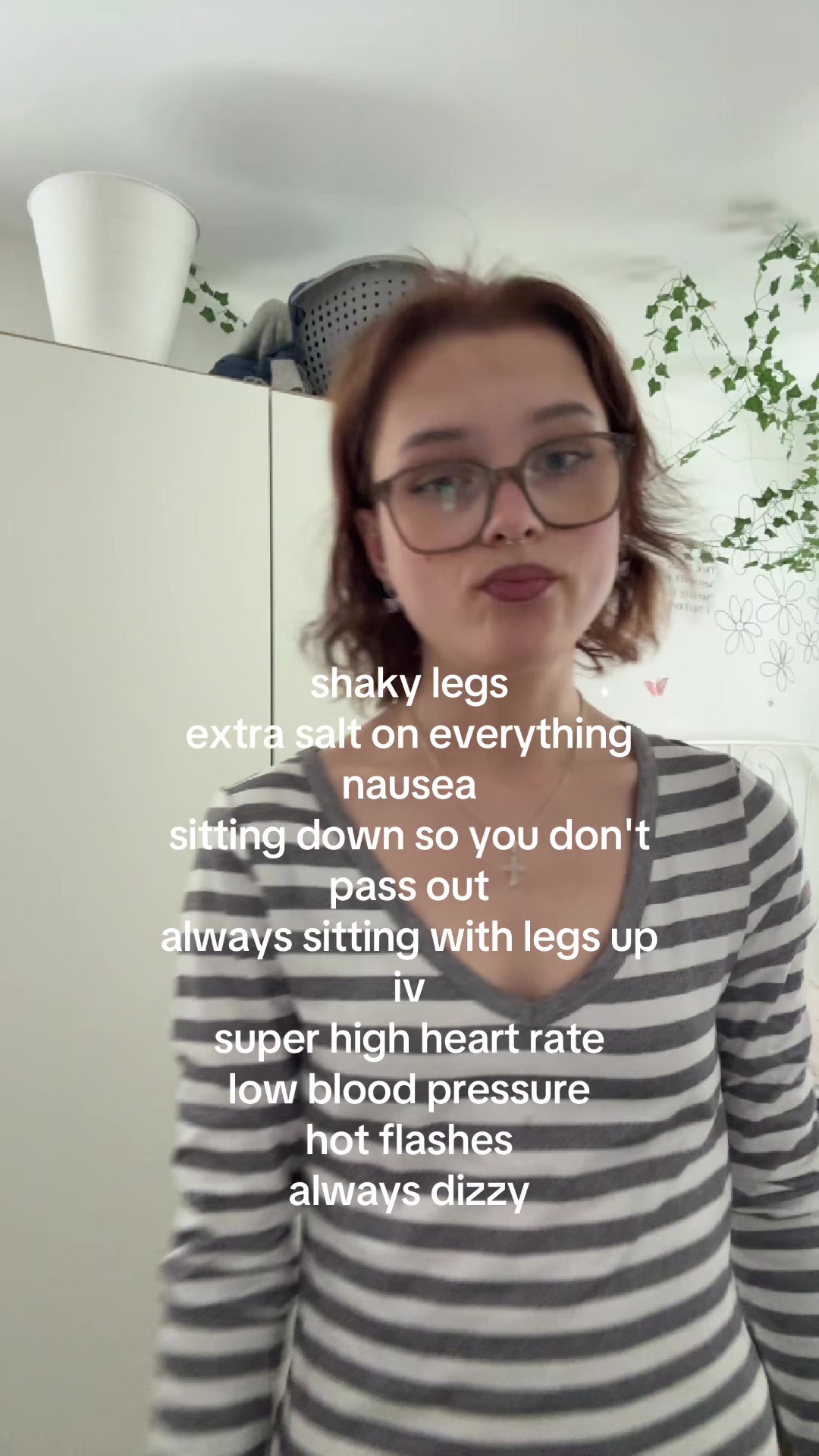@￴