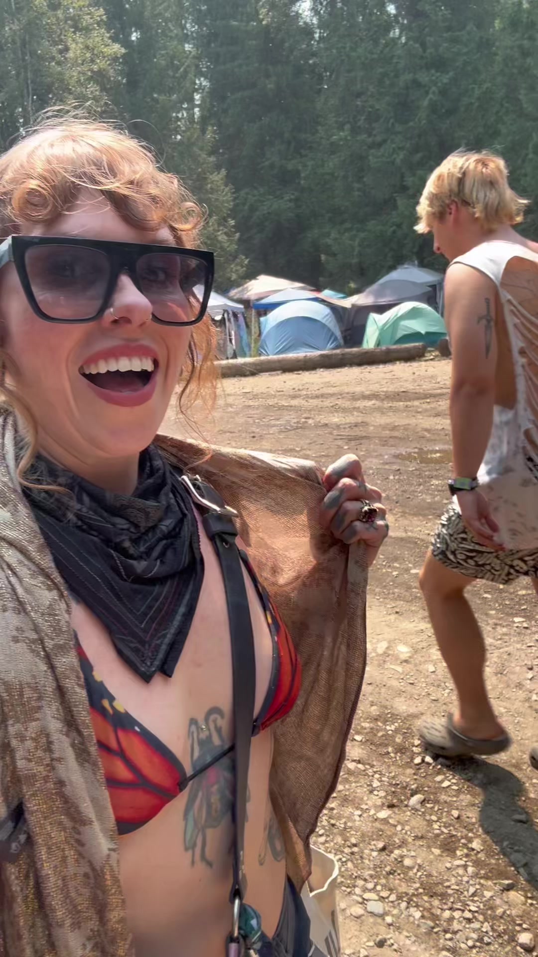 @Whichbetty
