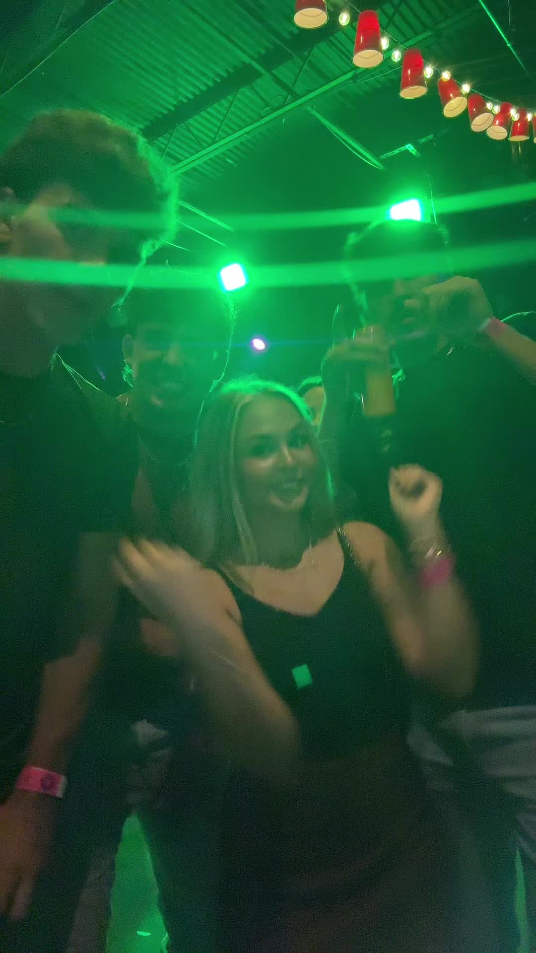 @CHLOMONEY$