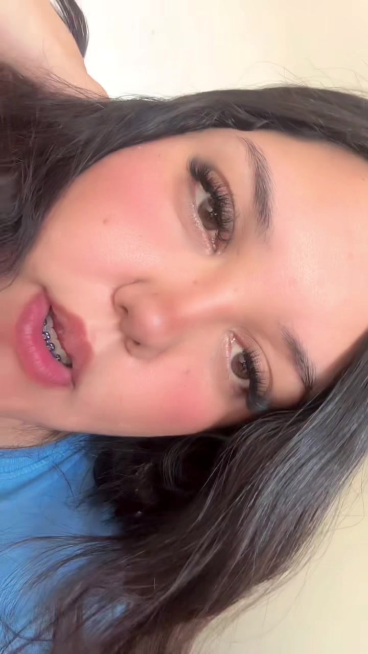 @𝓛𝓪𝓾𝓻𝓪  ⟭⟬⁷