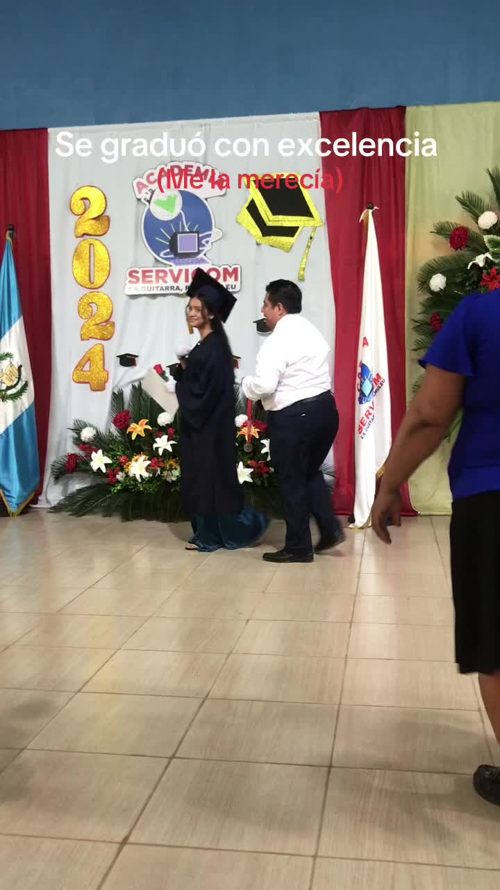@Jazminnn
