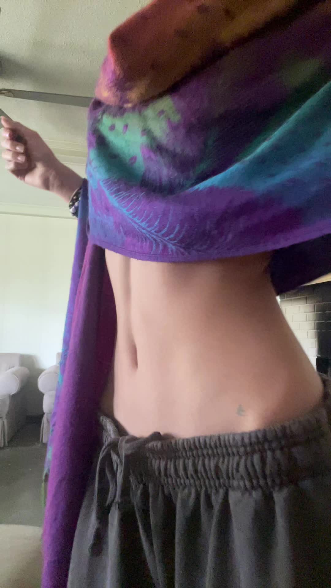 @avi