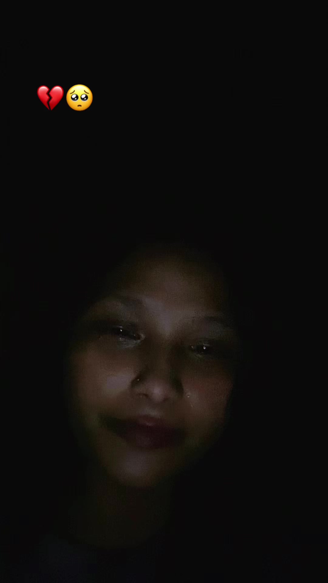 @max ko momi💔🥺