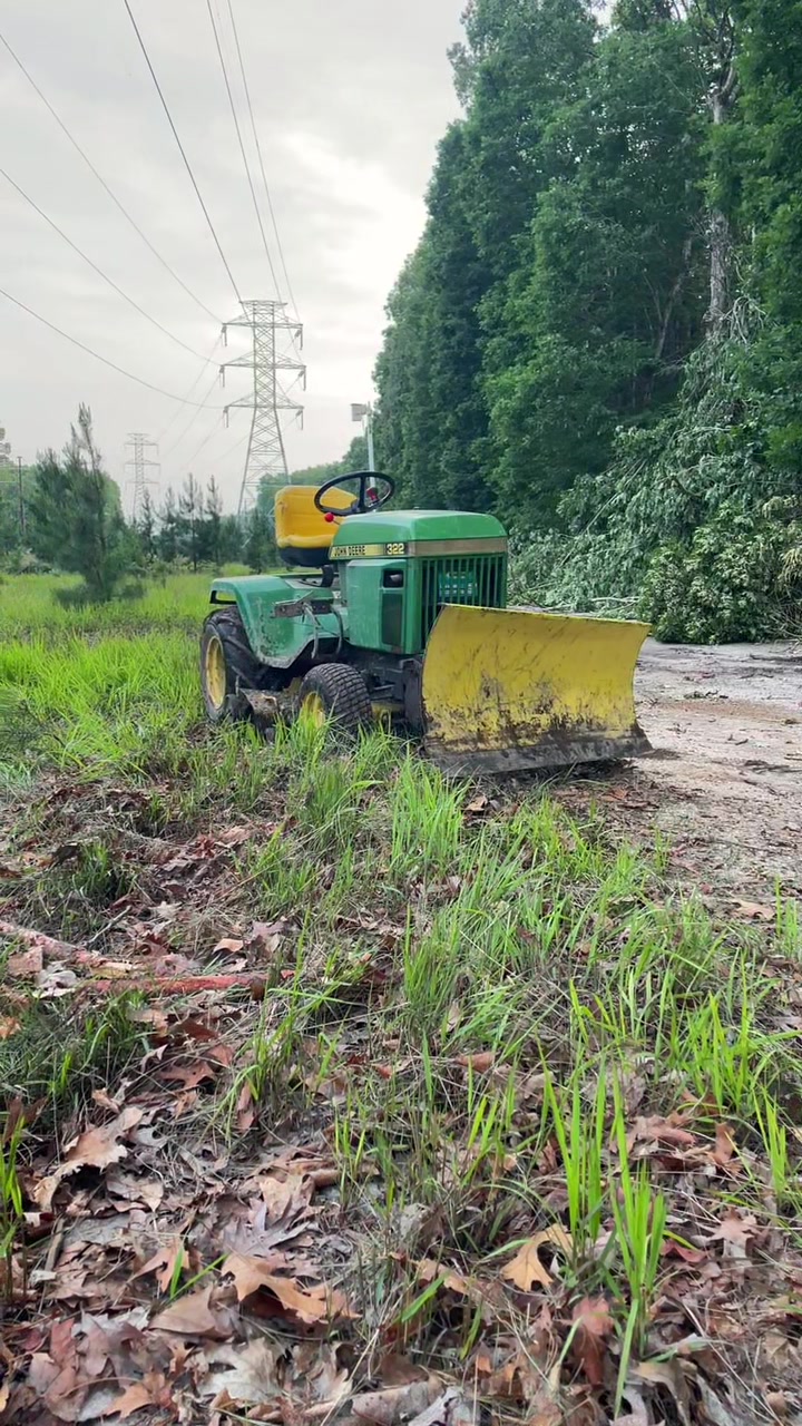 @john_deere_man322