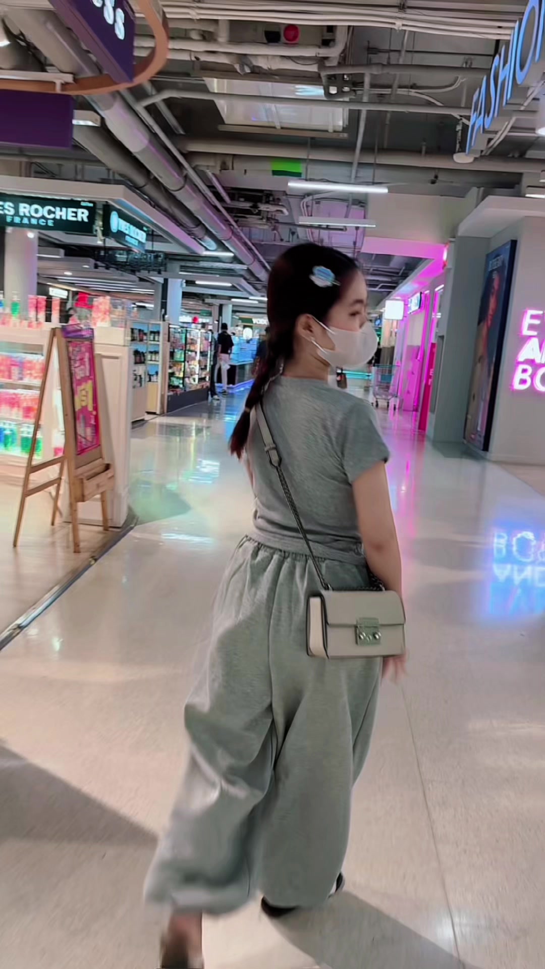 @ມຸກນ້ອຍ🇱🇦🇹🇭