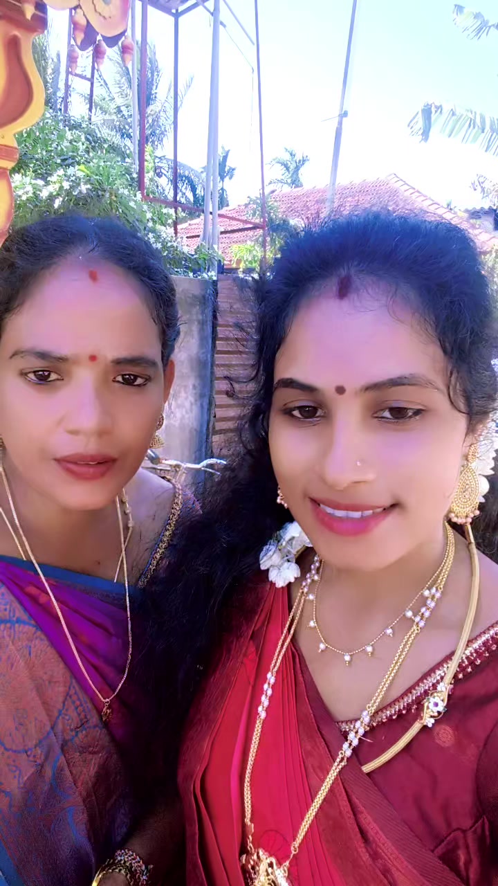 @Niviththi