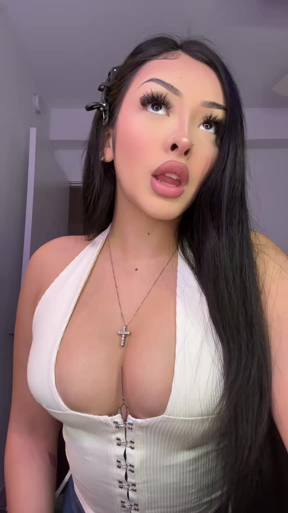 @haileyy