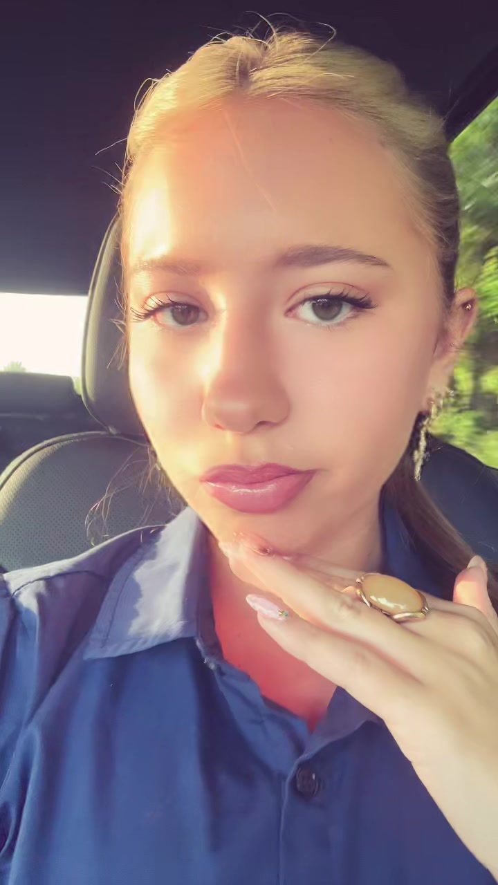 @emma elise ๐ฟ