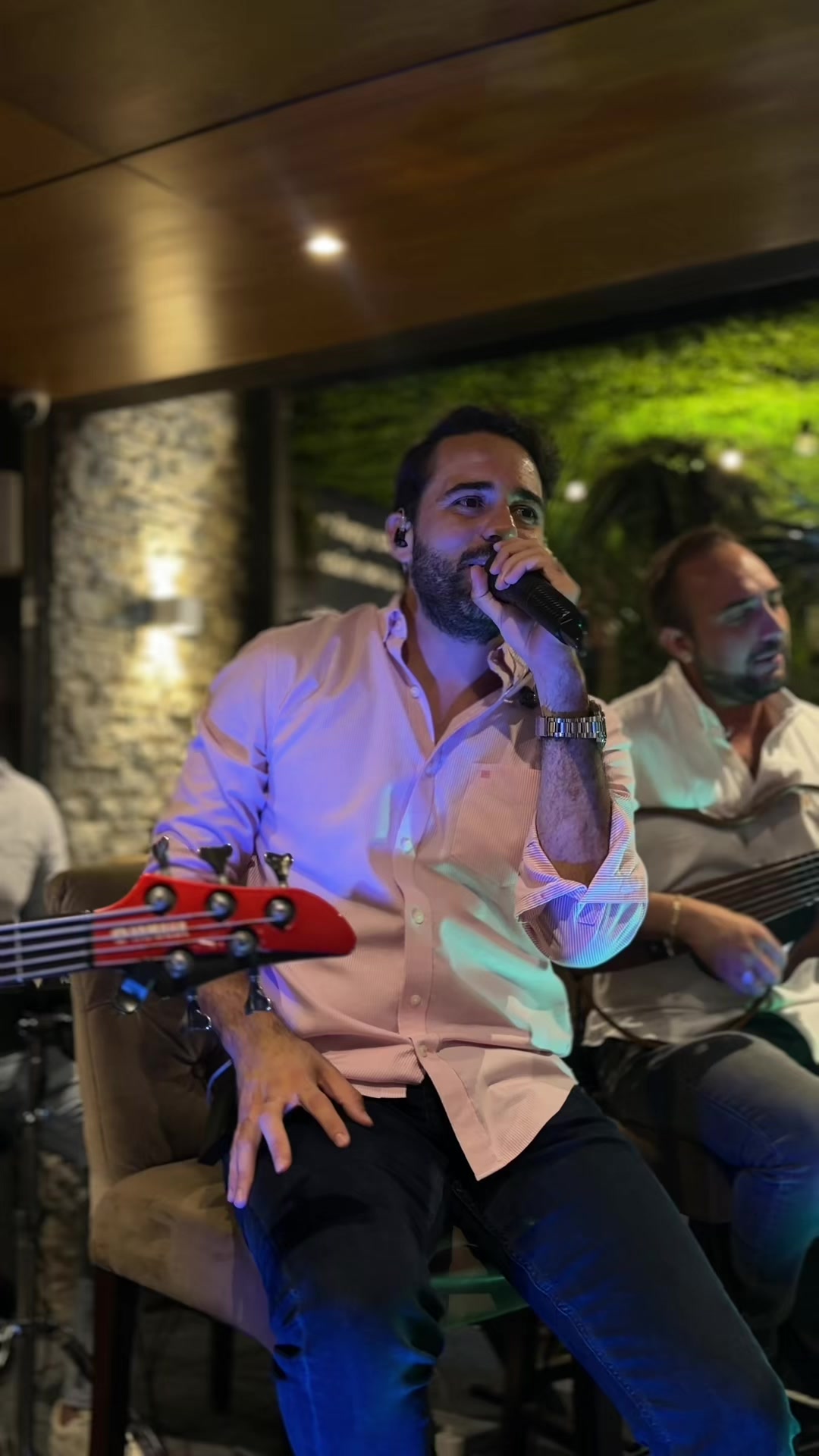 @Hermanos Barbery Oficial