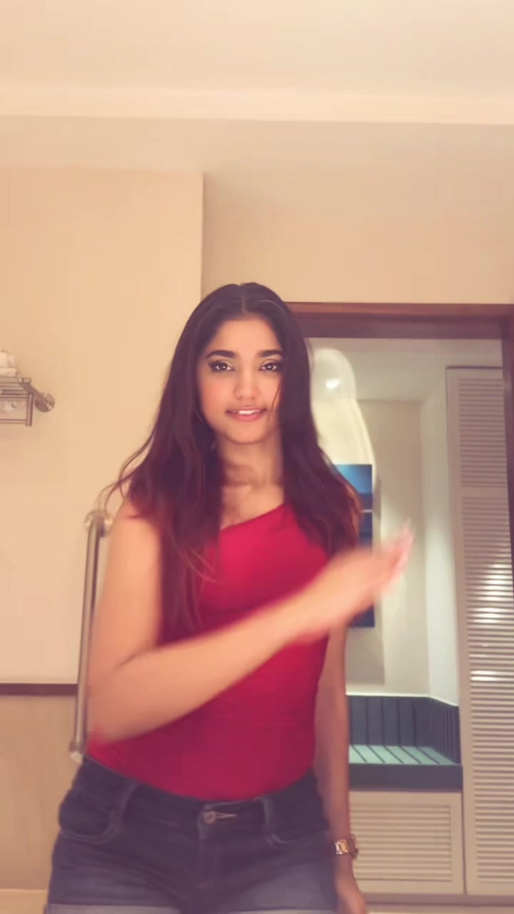 @elani muller
