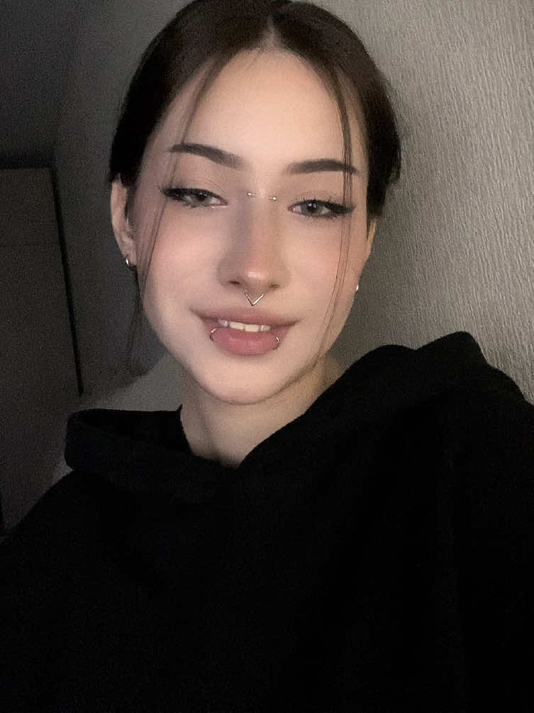 @женька