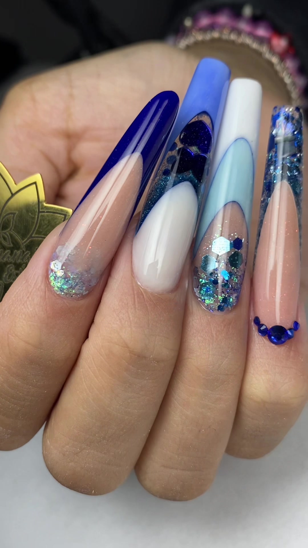 @Prismanails_