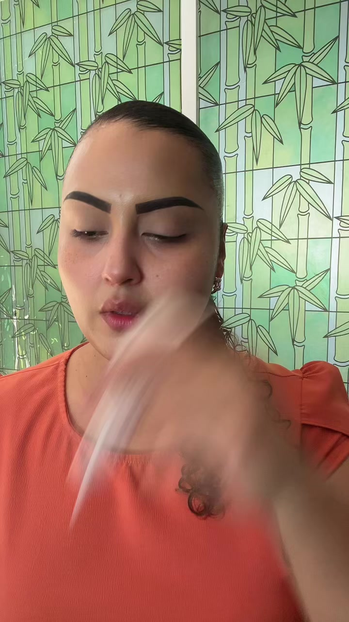 @Anita Zenteno