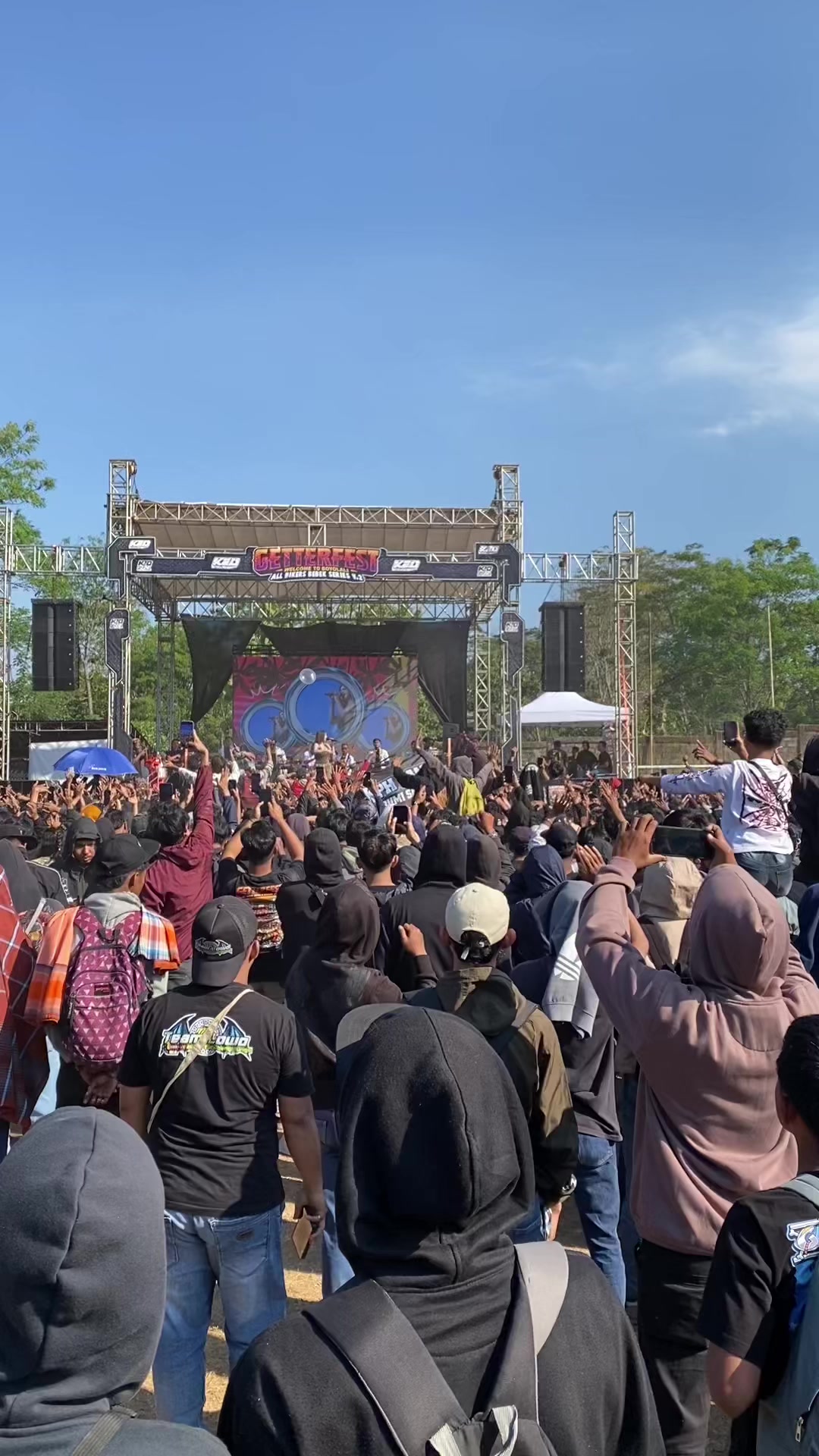 @Yogi Tri