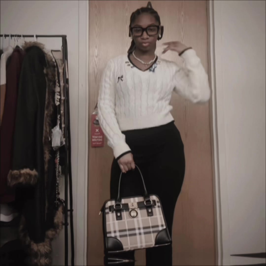 @wavykevi