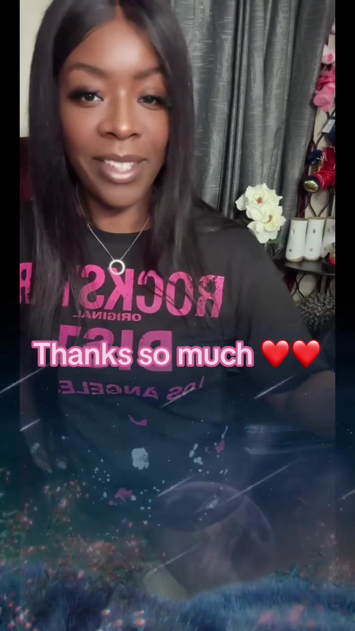 @Sexy Mami 😍😍