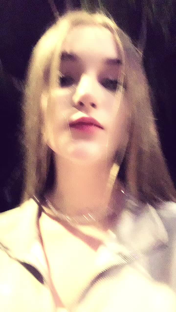 @🦂