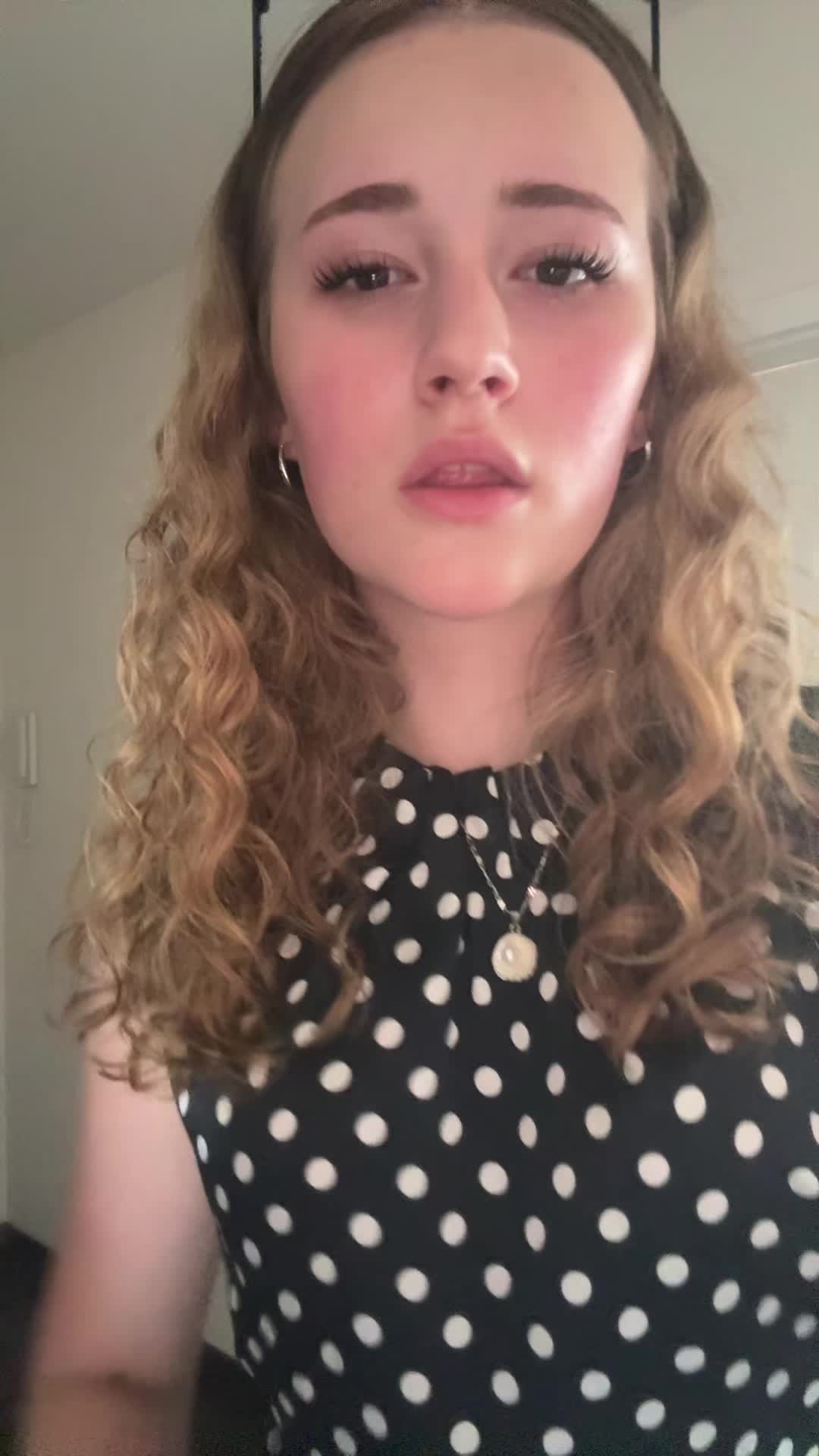 @Juliiiaa