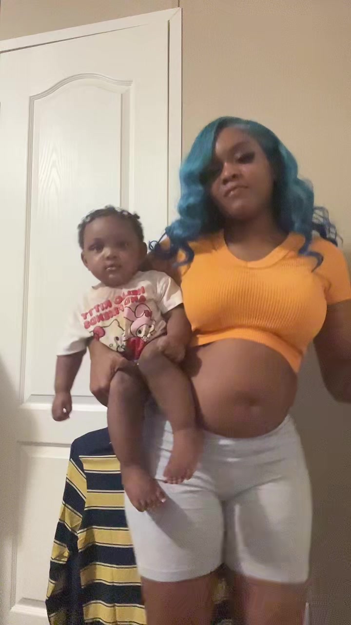 @Slutmeoutniya