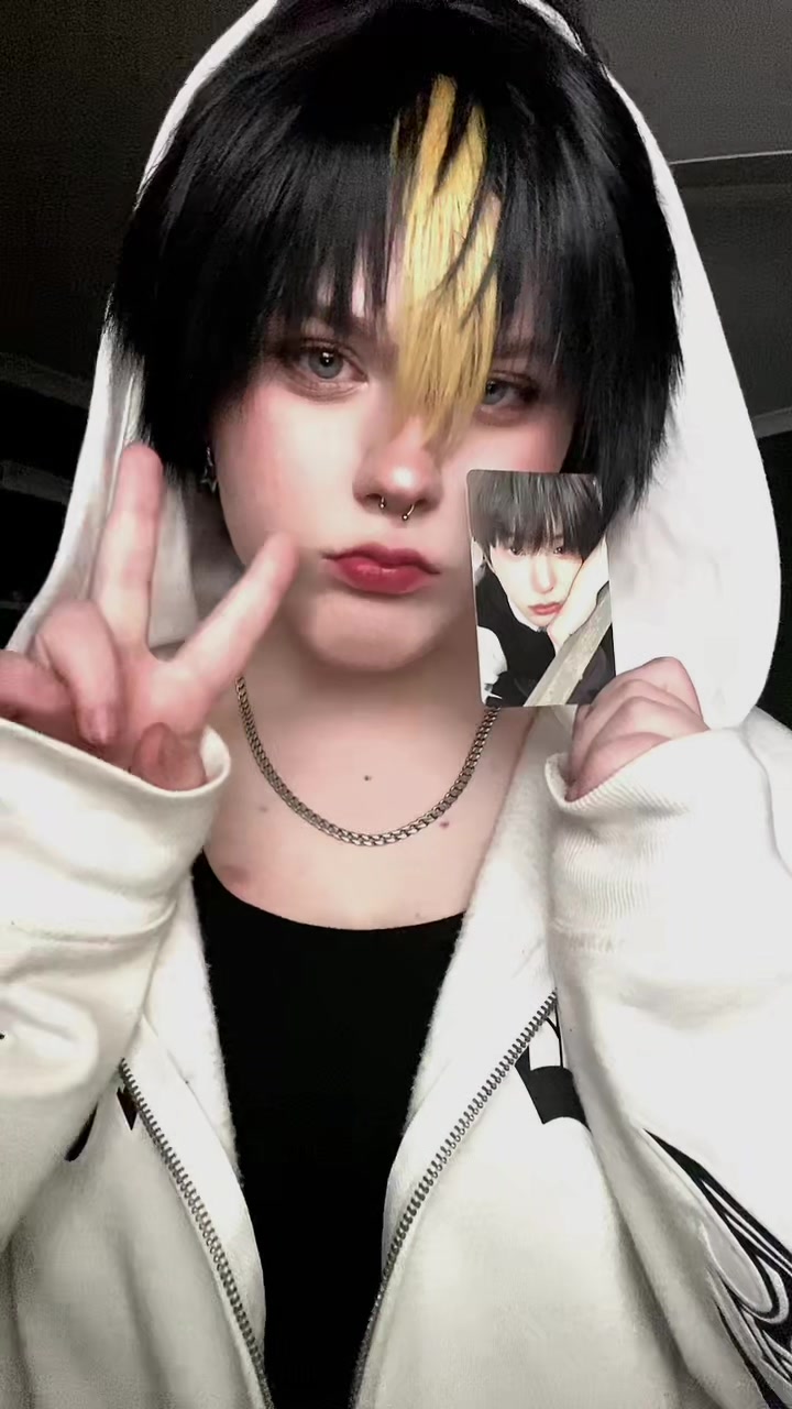 @˚ ⋆.˚✮ Vee ✮˚.⋆˚