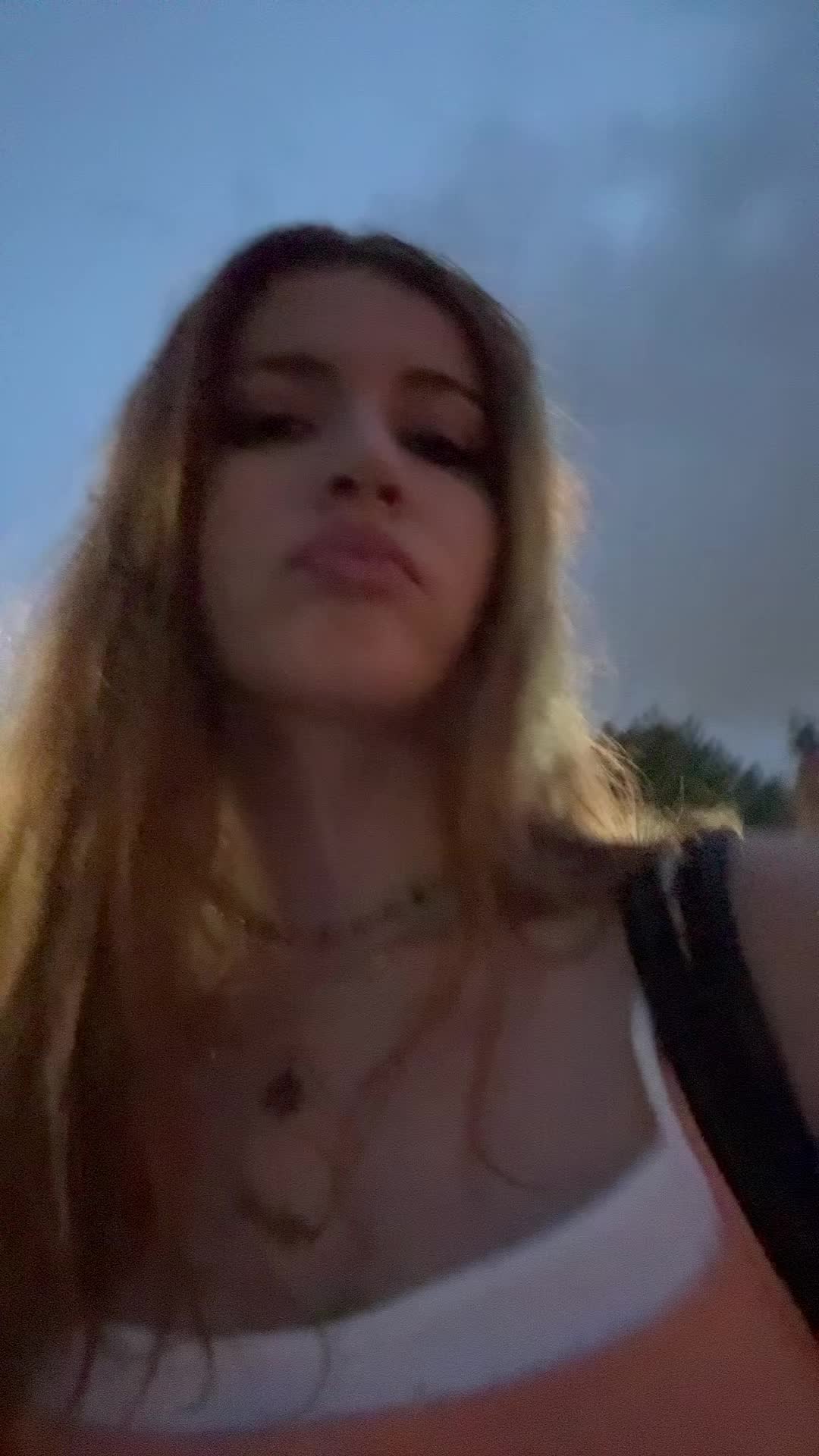 @vesa