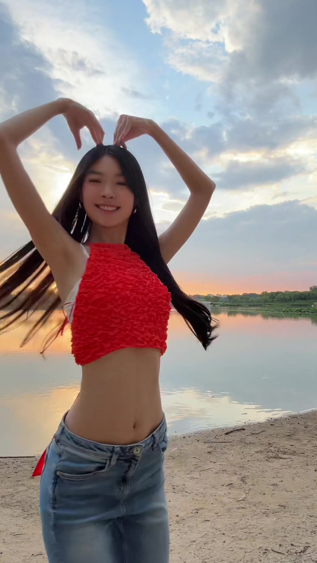 @NanaVLive