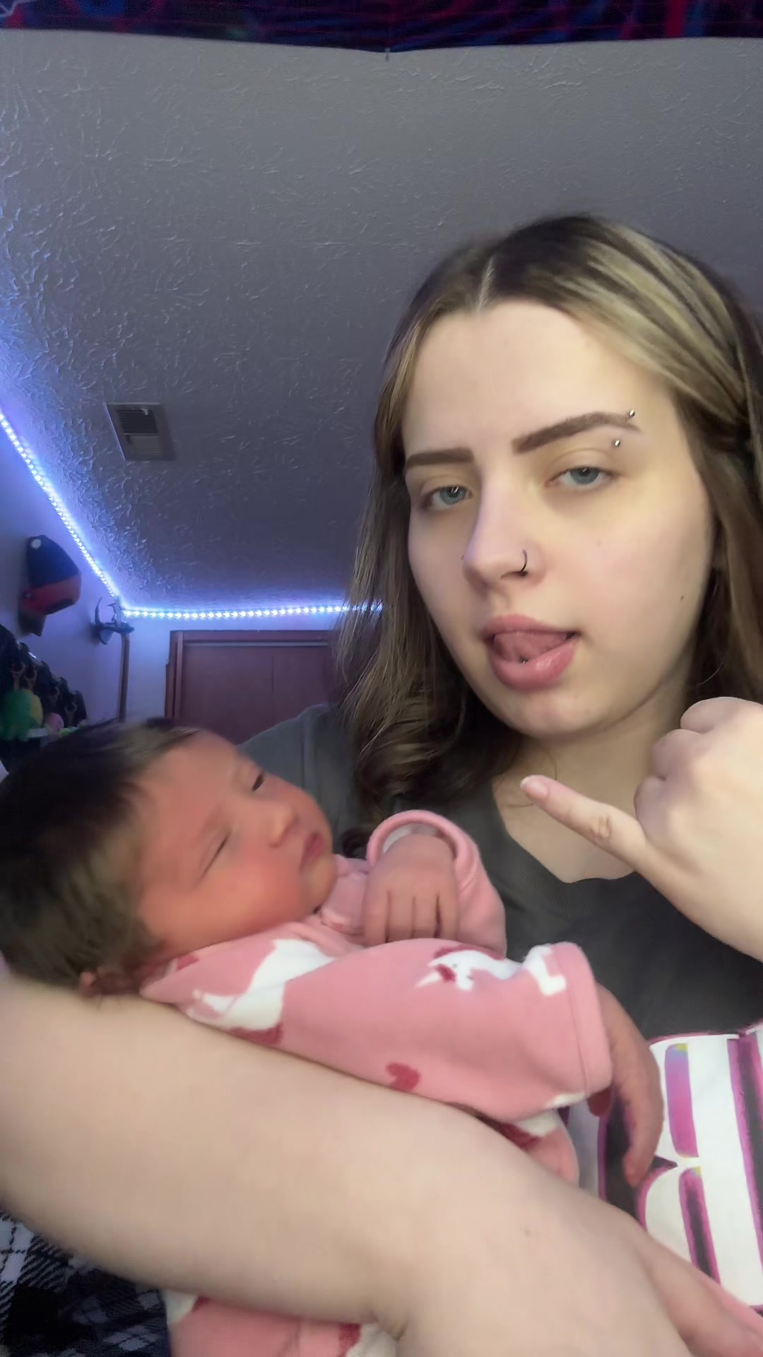 @mikayla ⁹⁹⁹