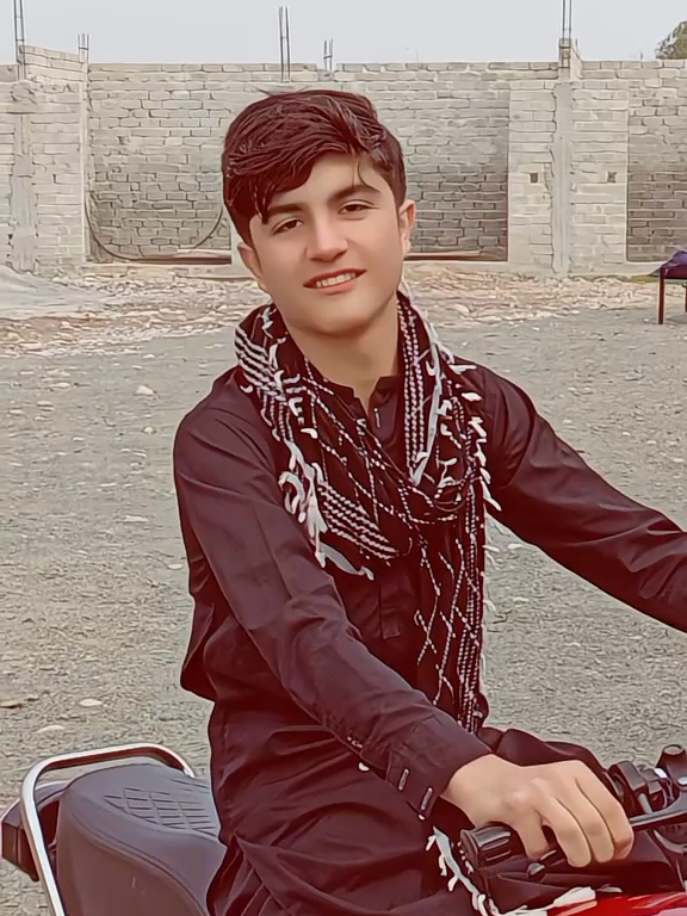 @🇦🇬 𝙐𝙈𝘼𝙍🥀آفریدی🇦🇬