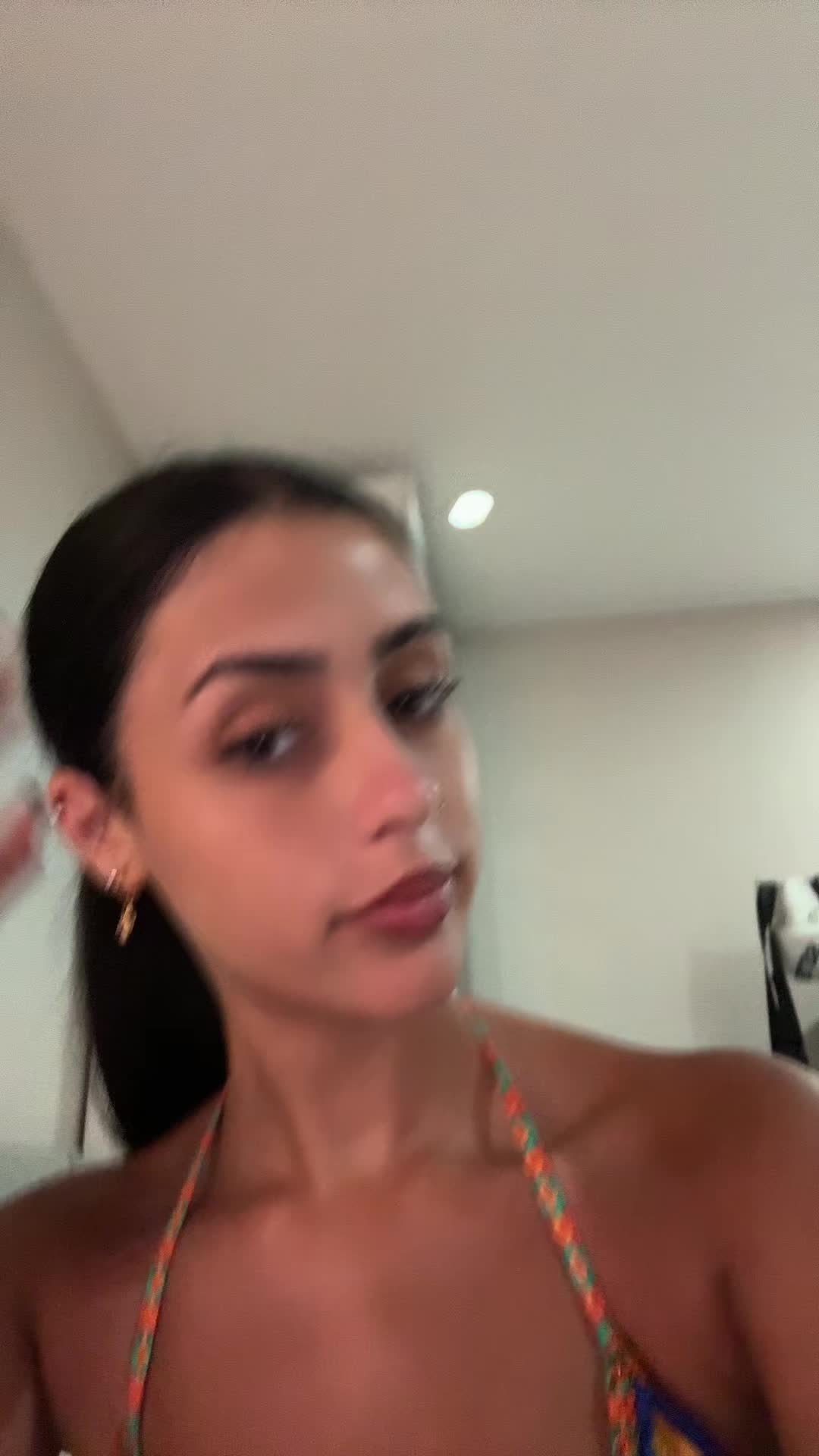 @Analuiza