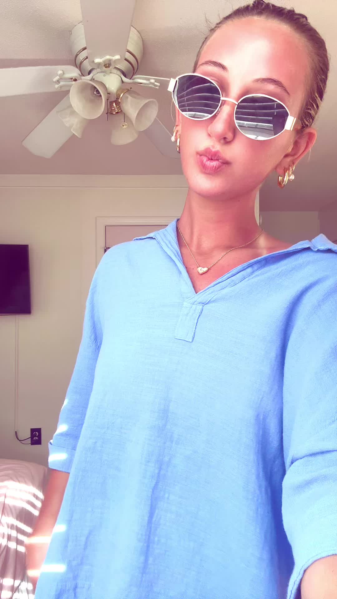 @ISABELLA