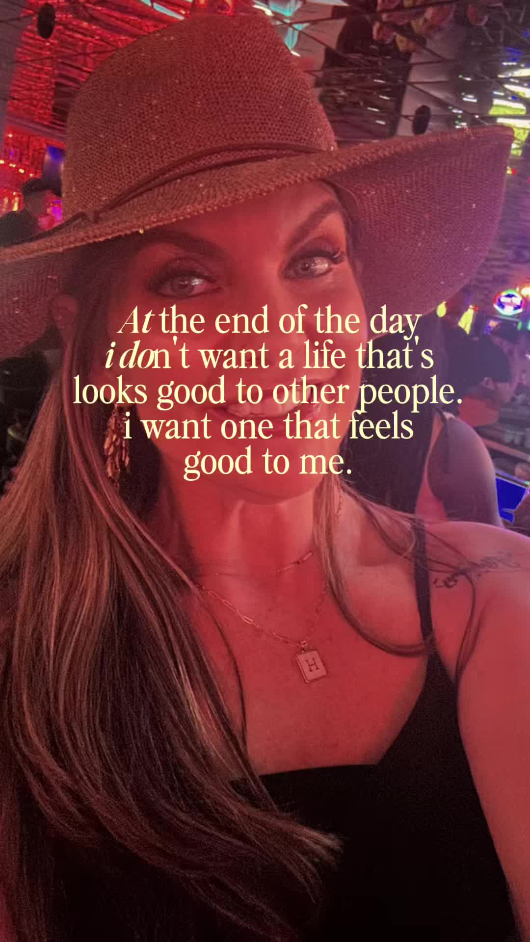 @Hollie the Hippie 555