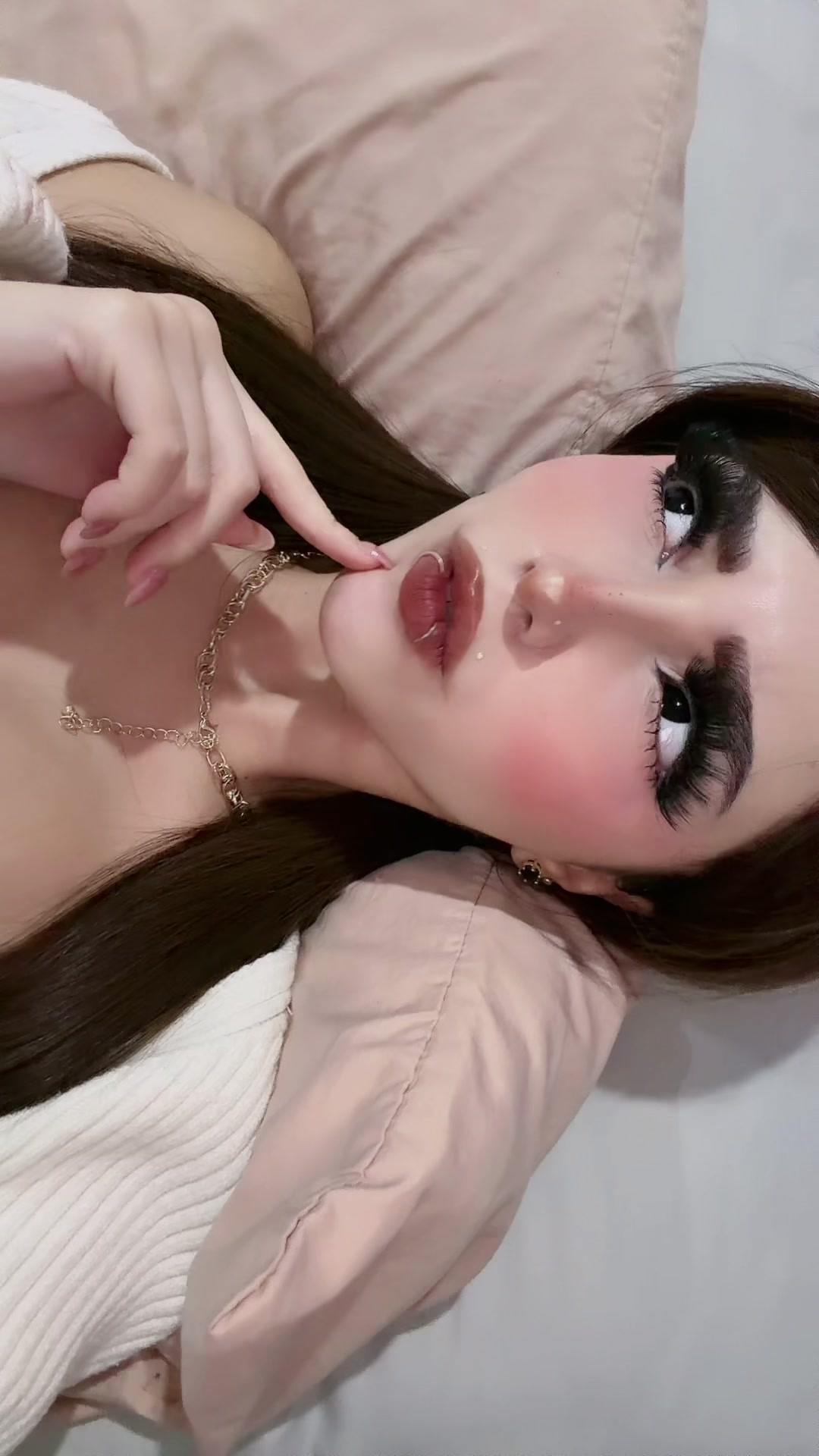 @avril l&oacute;pez