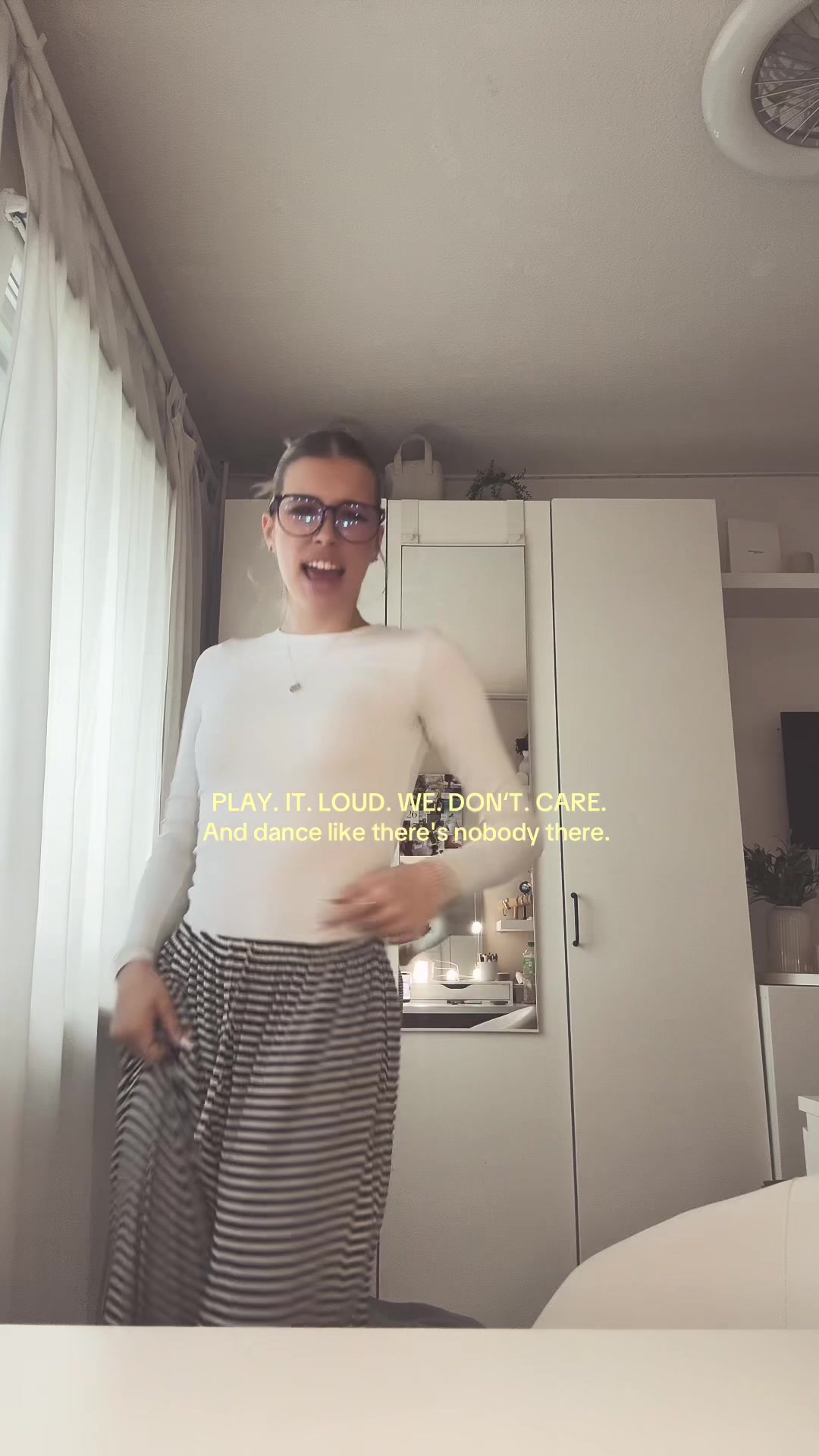 @Emi