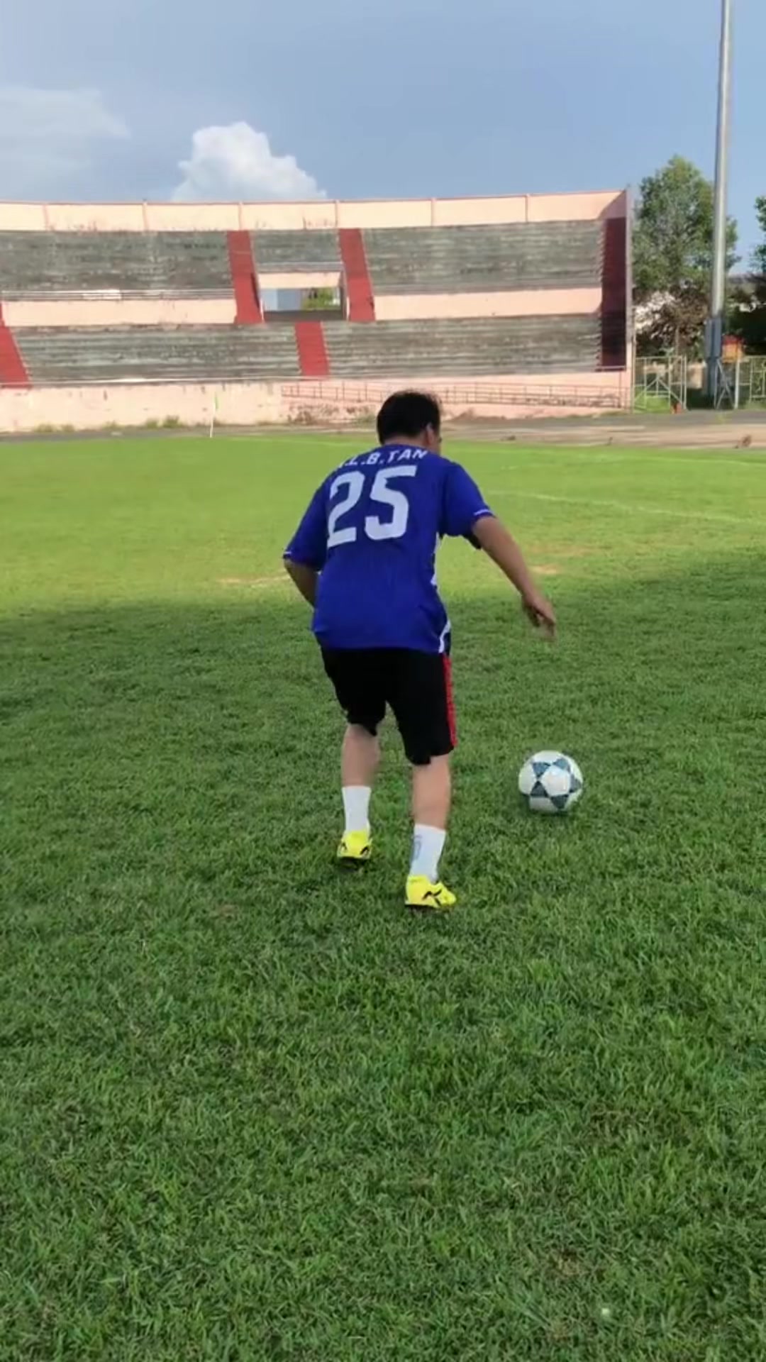 @Thầy Tân Sports