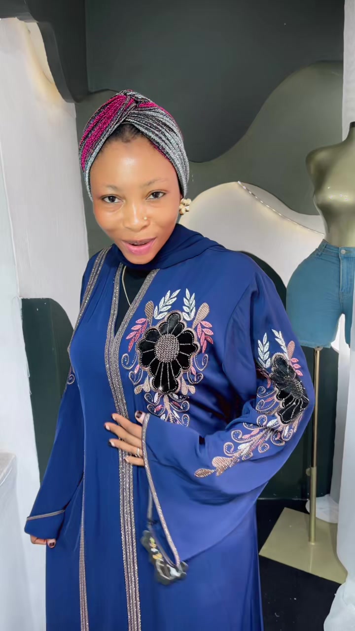 @ABAYA&SCARF VENDOR IN ABEOKUTA