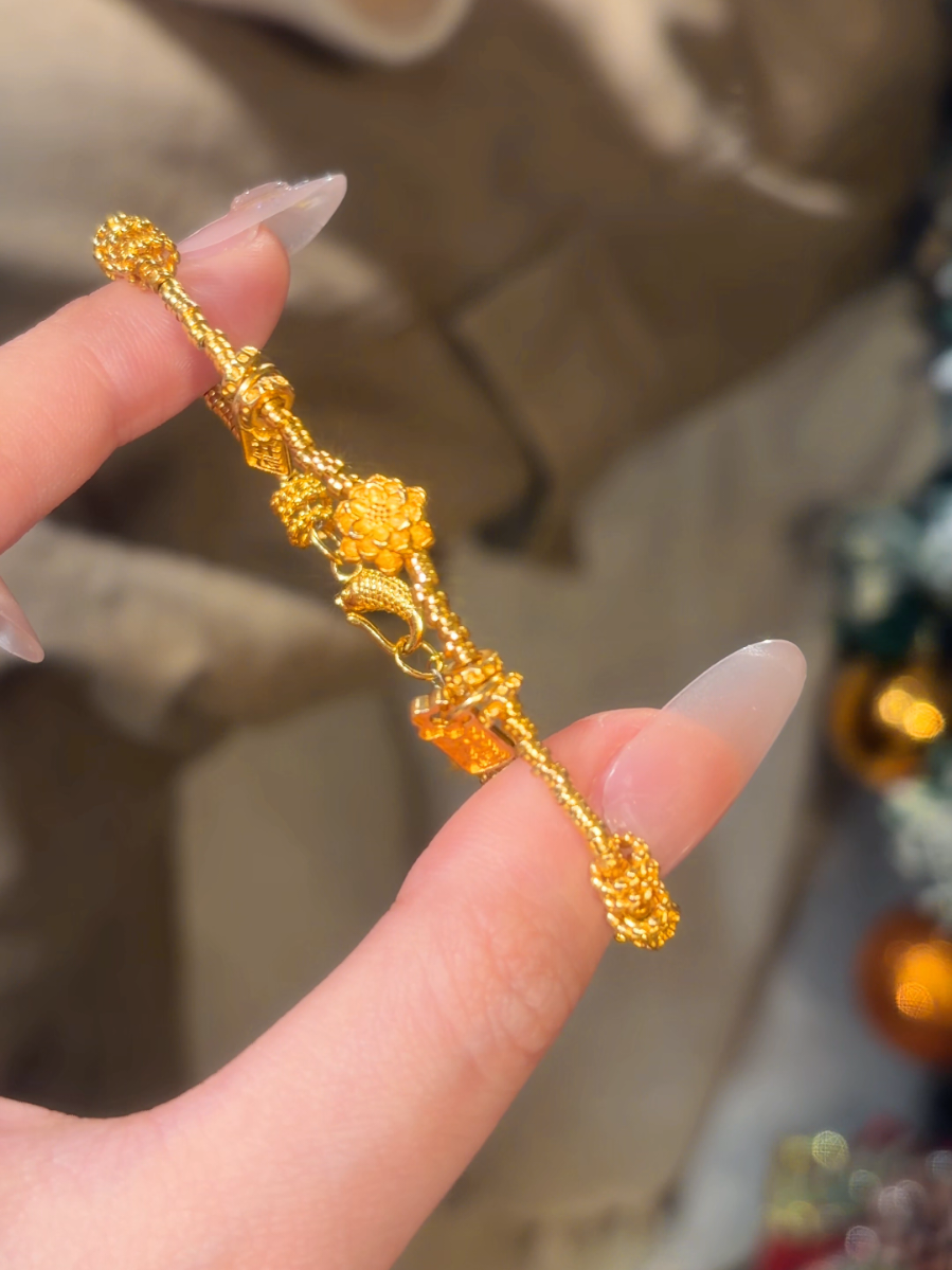 @ChowTaiSeng Jewellery