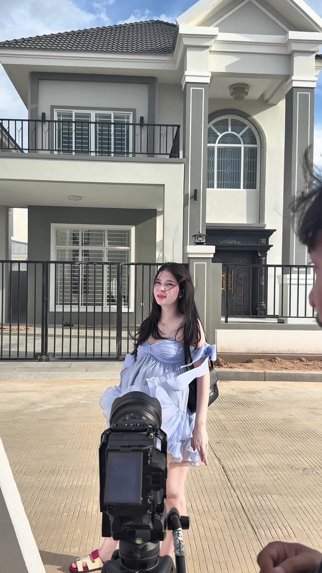 @ម្លិះ-Malish