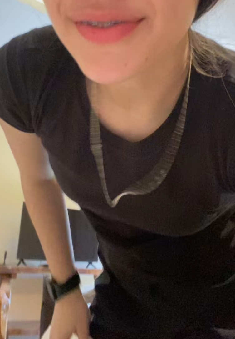 @𝒪𝓇𝓉𝒾𝓏