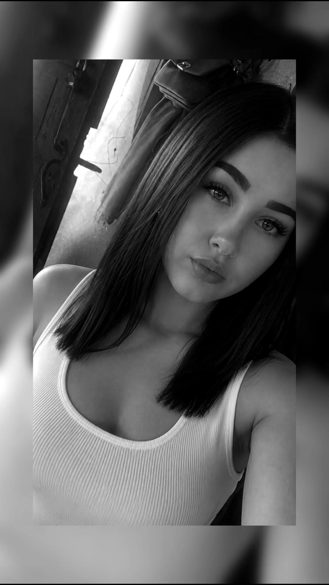@27_brunetka_27