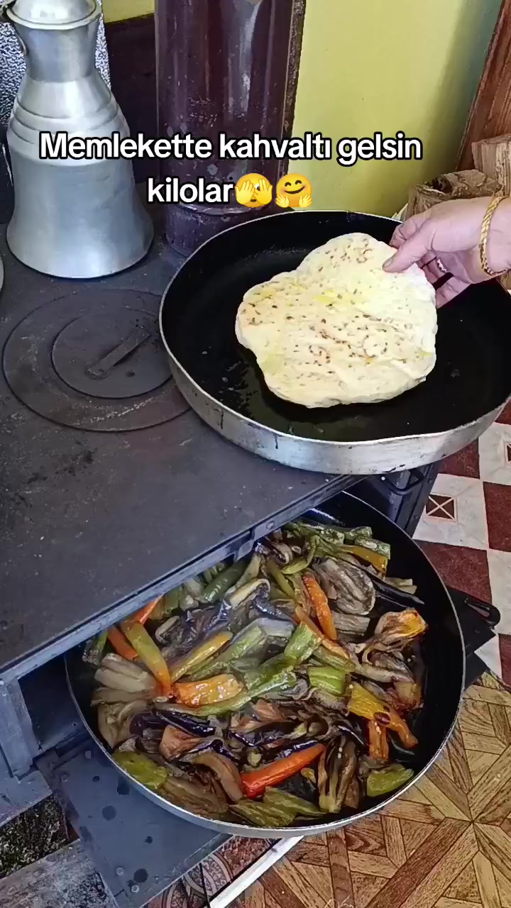 @𝓜𝓮𝓵𝓪𝓱𝓪𝓽 🕊️ 𝓔𝓻𝓴𝓪𝓷