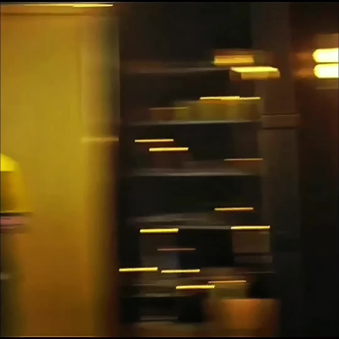 @???
