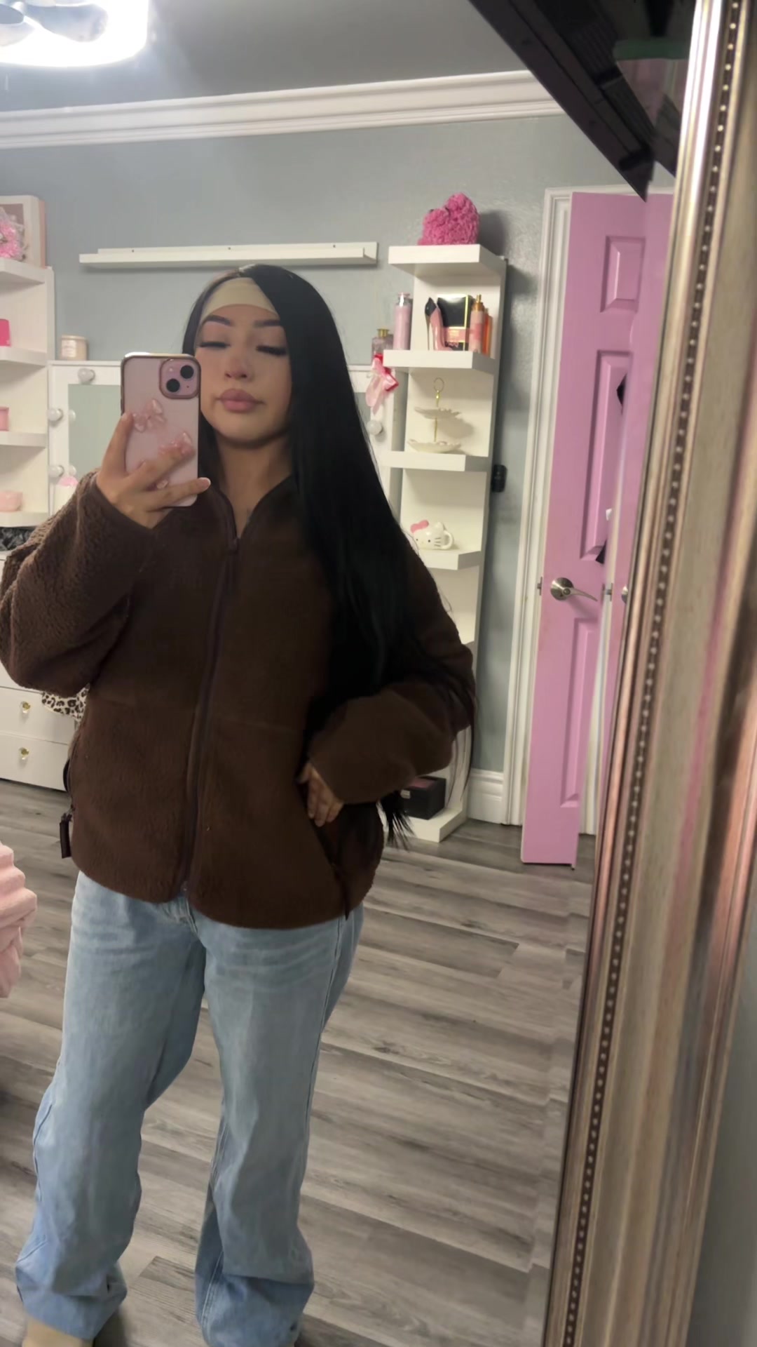 @ꨄ︎