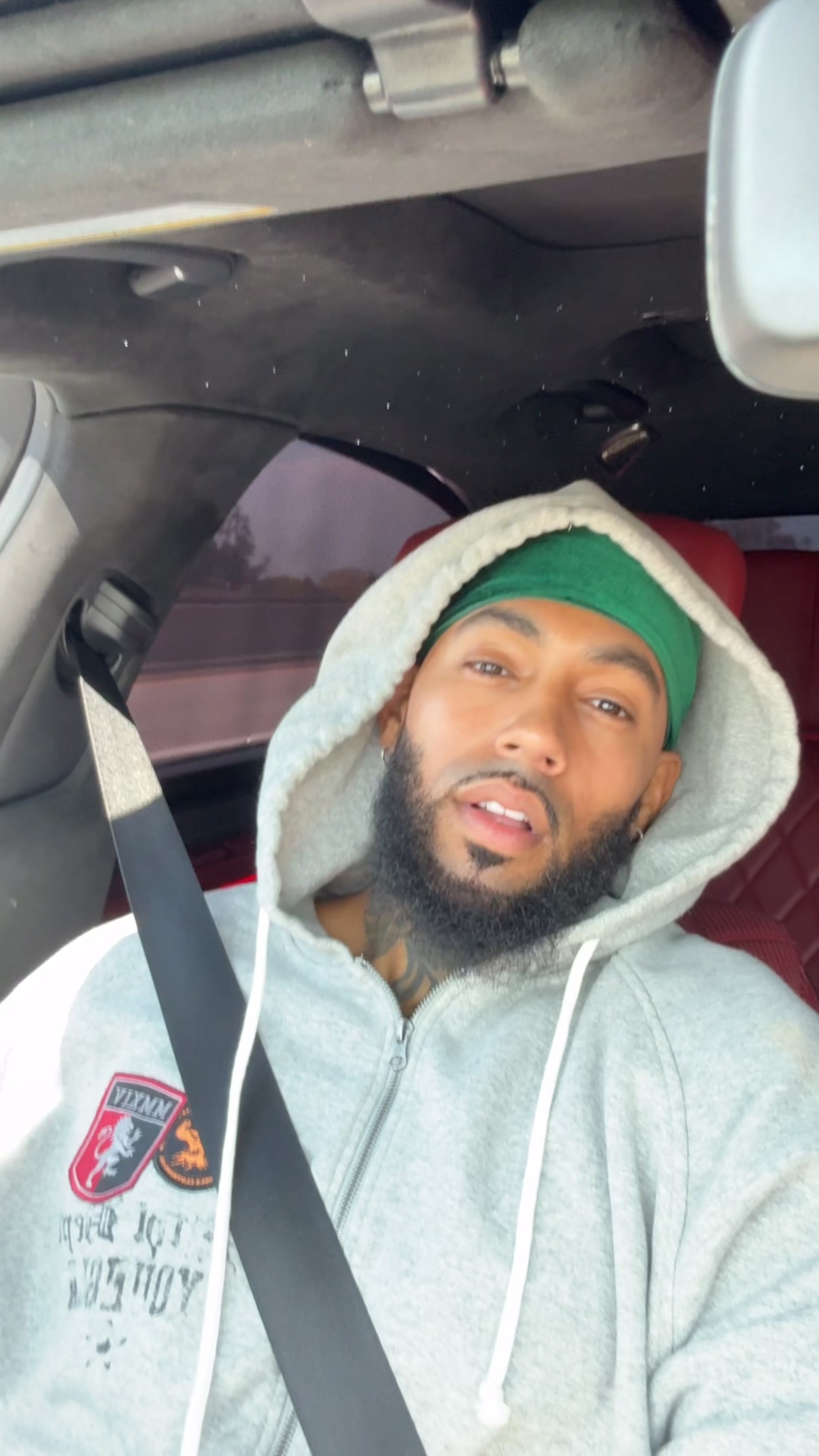 @FredoVibezz