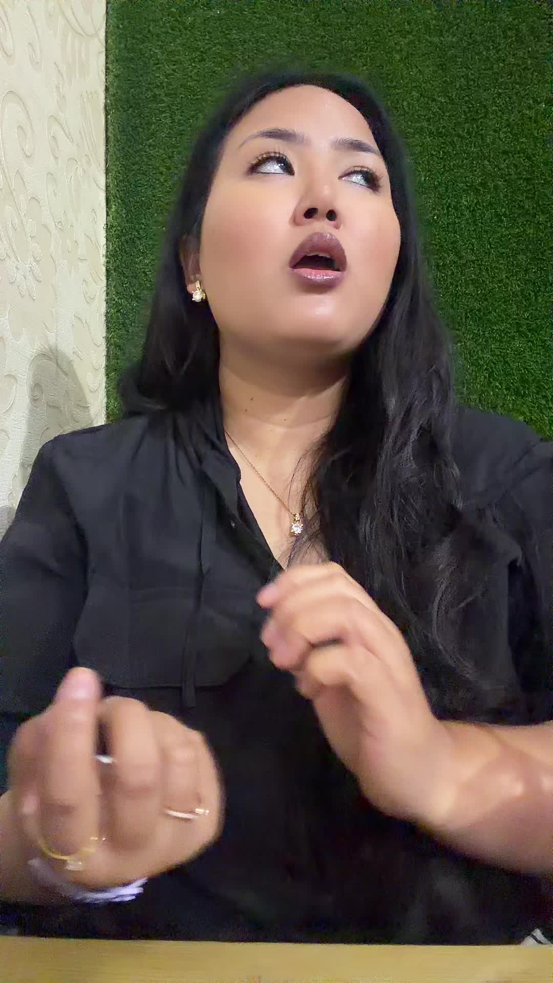 @Neetika dhimal🦋🌻🌺