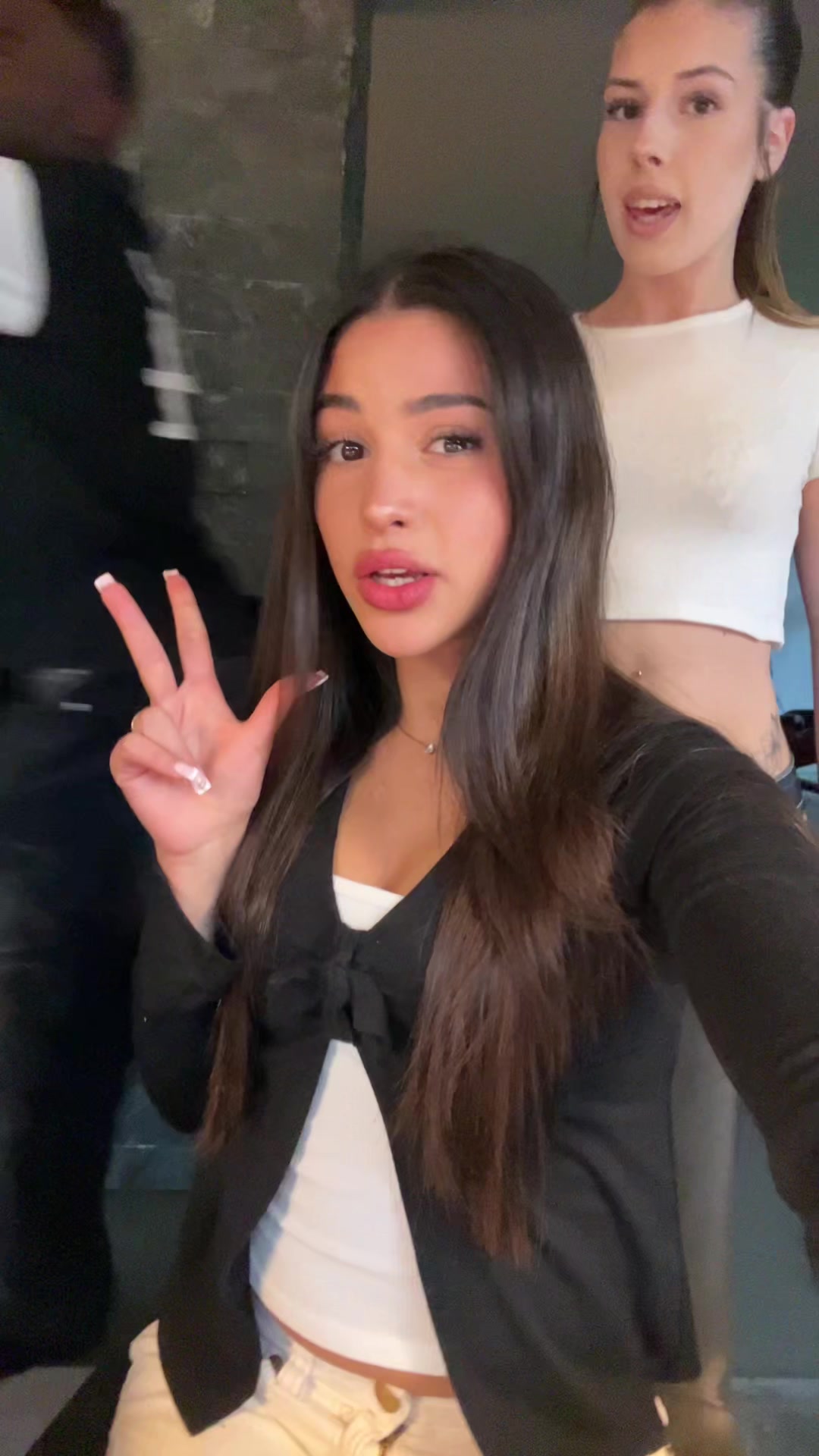 @𝐀𝐥𝐢𝐲𝐚𝐡