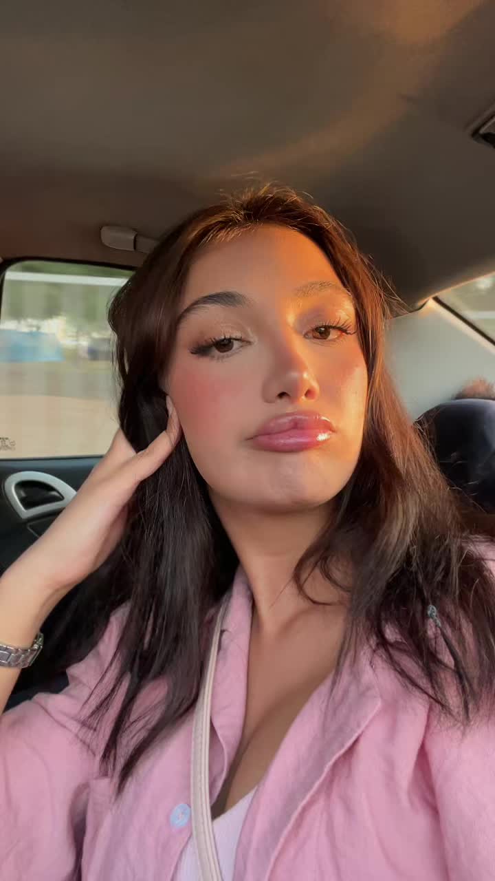 @Mehrsa