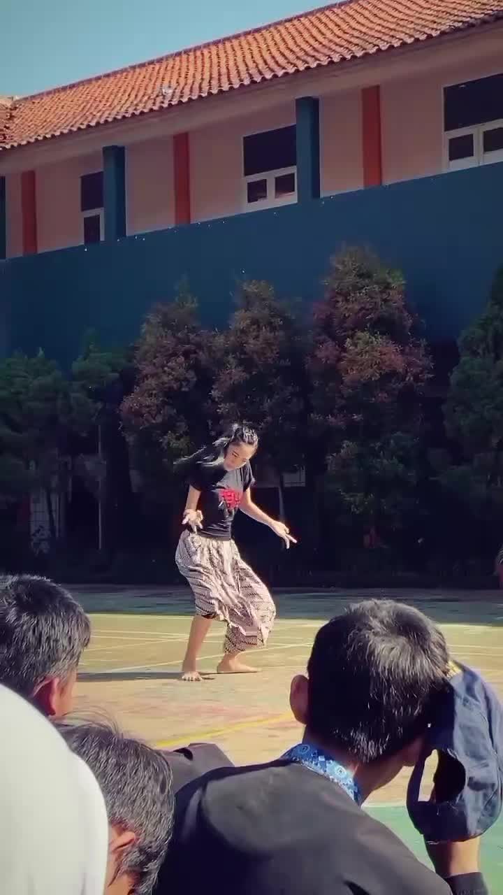 @naylaaap