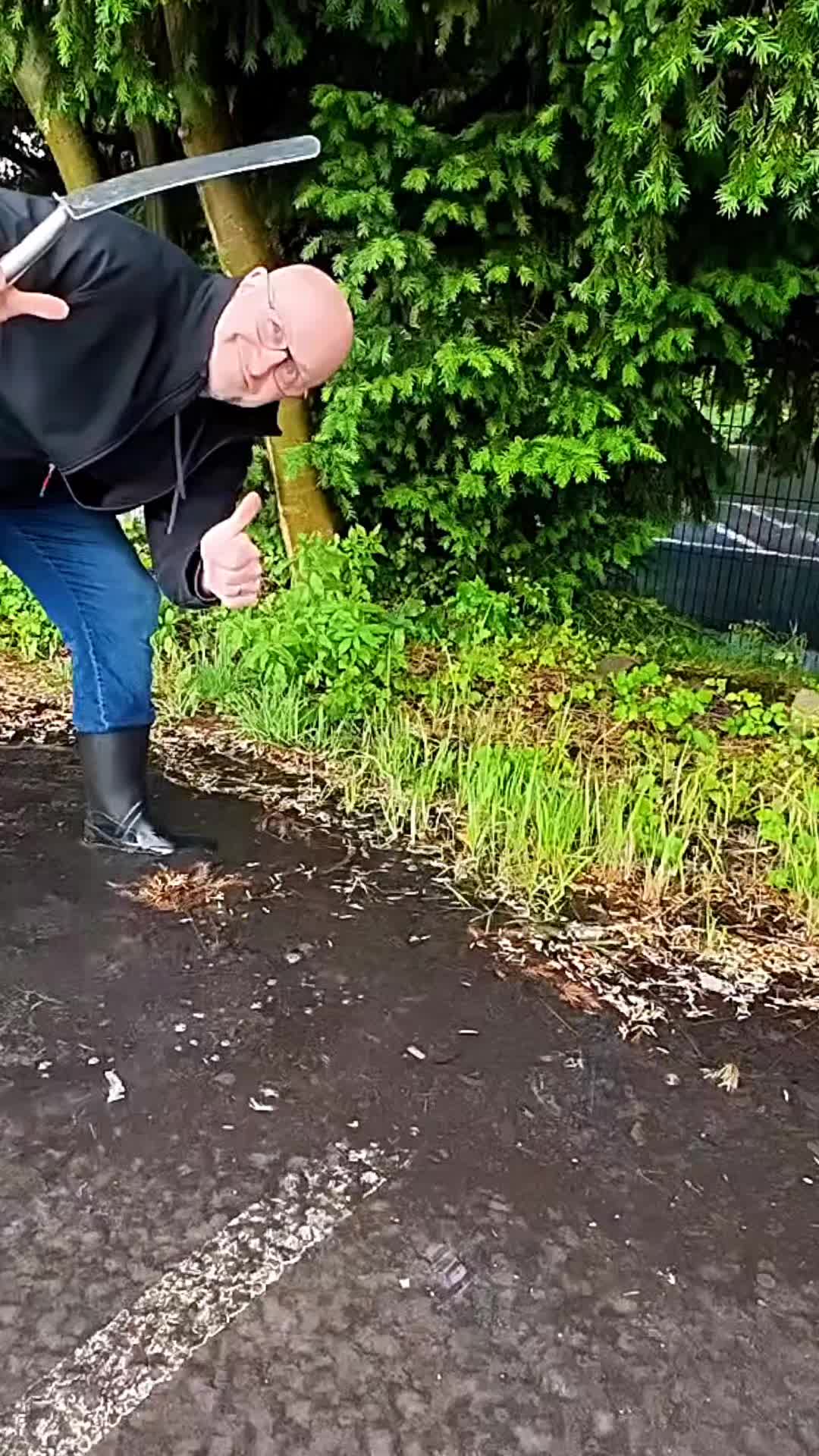 @Satisfying Drains