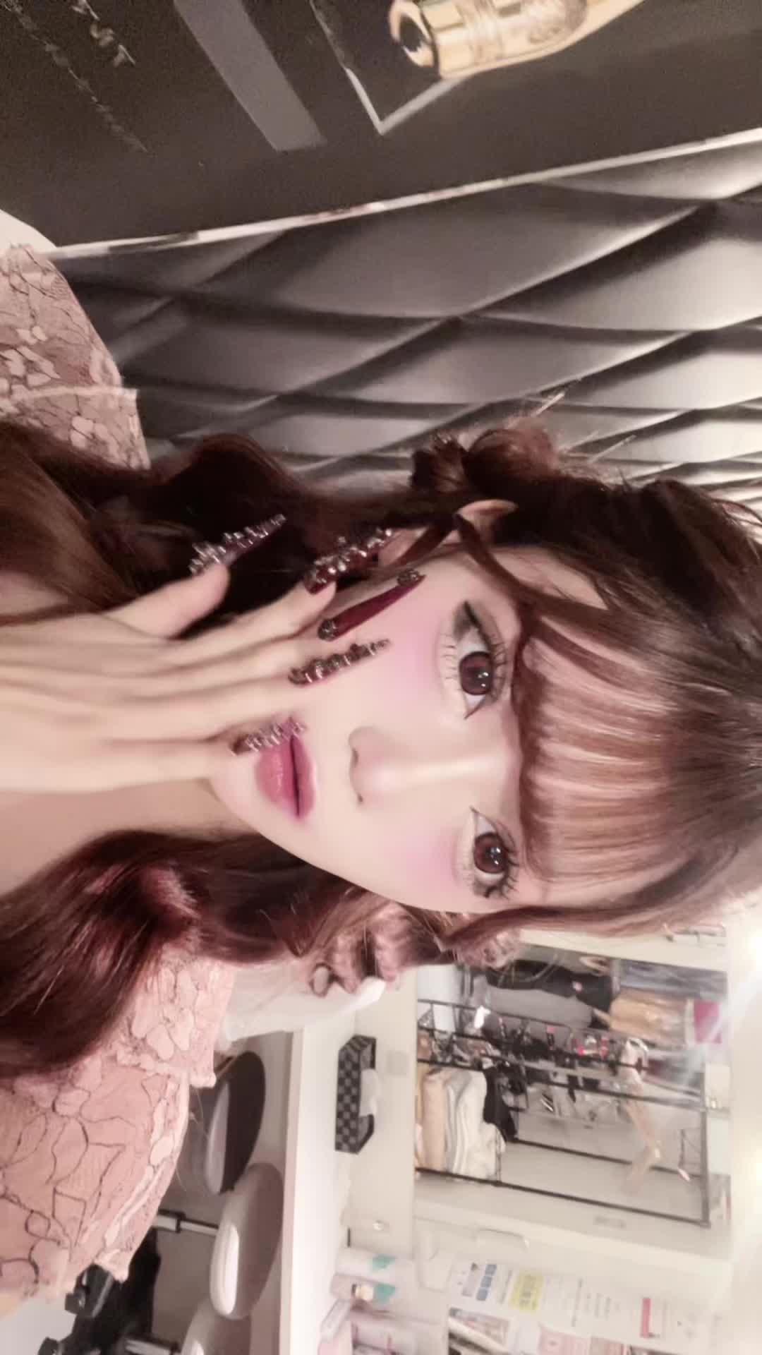@．